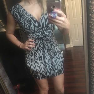 Silky above knee length dress with pockets!